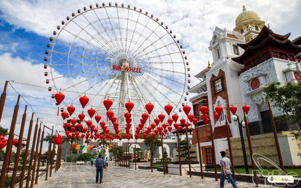 Da Nang - Hoi An - Bana Hill – Hue