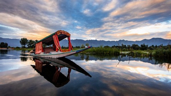 Jannat-e-Kashmir Tour